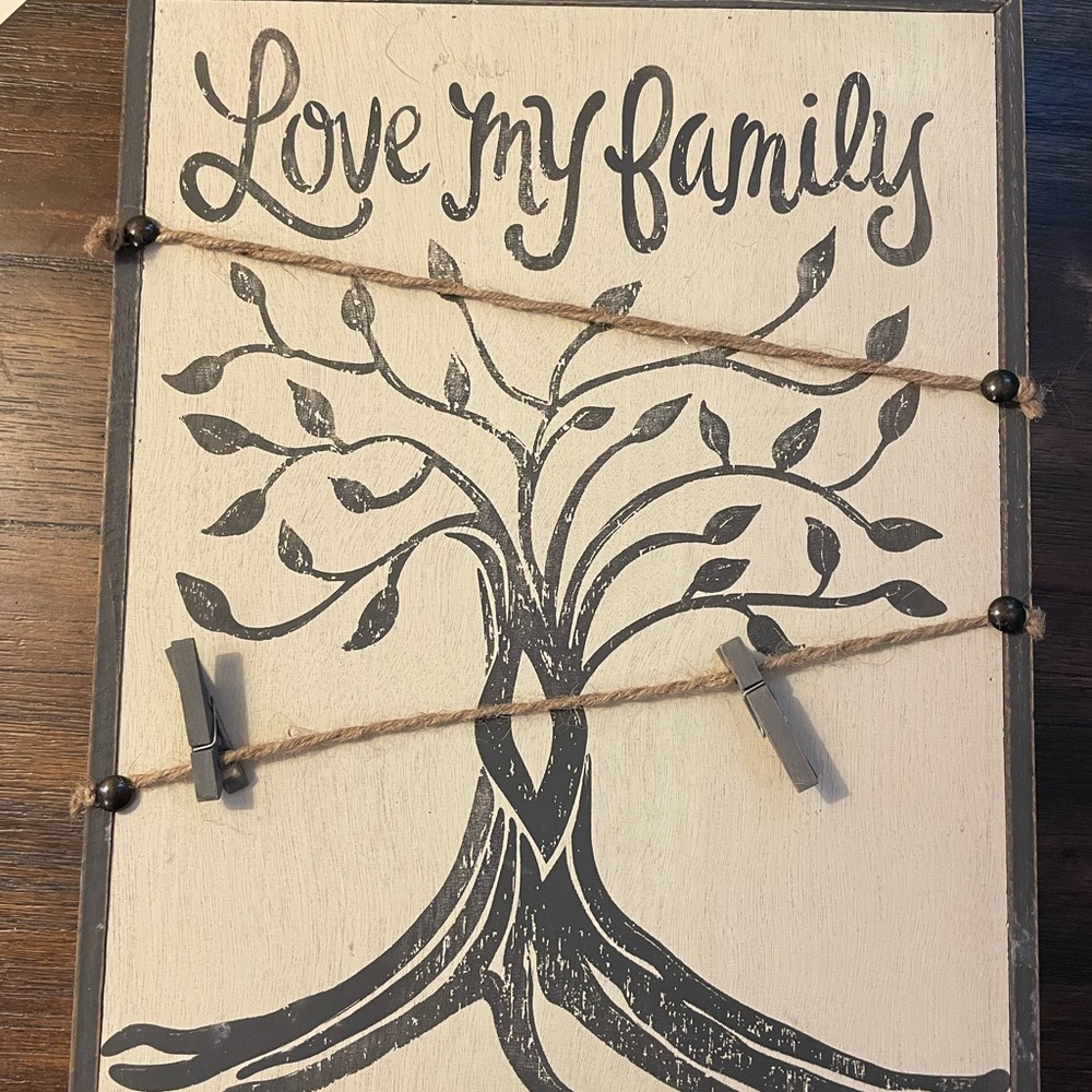 ‘Love my family’ wall art. Picture holder.